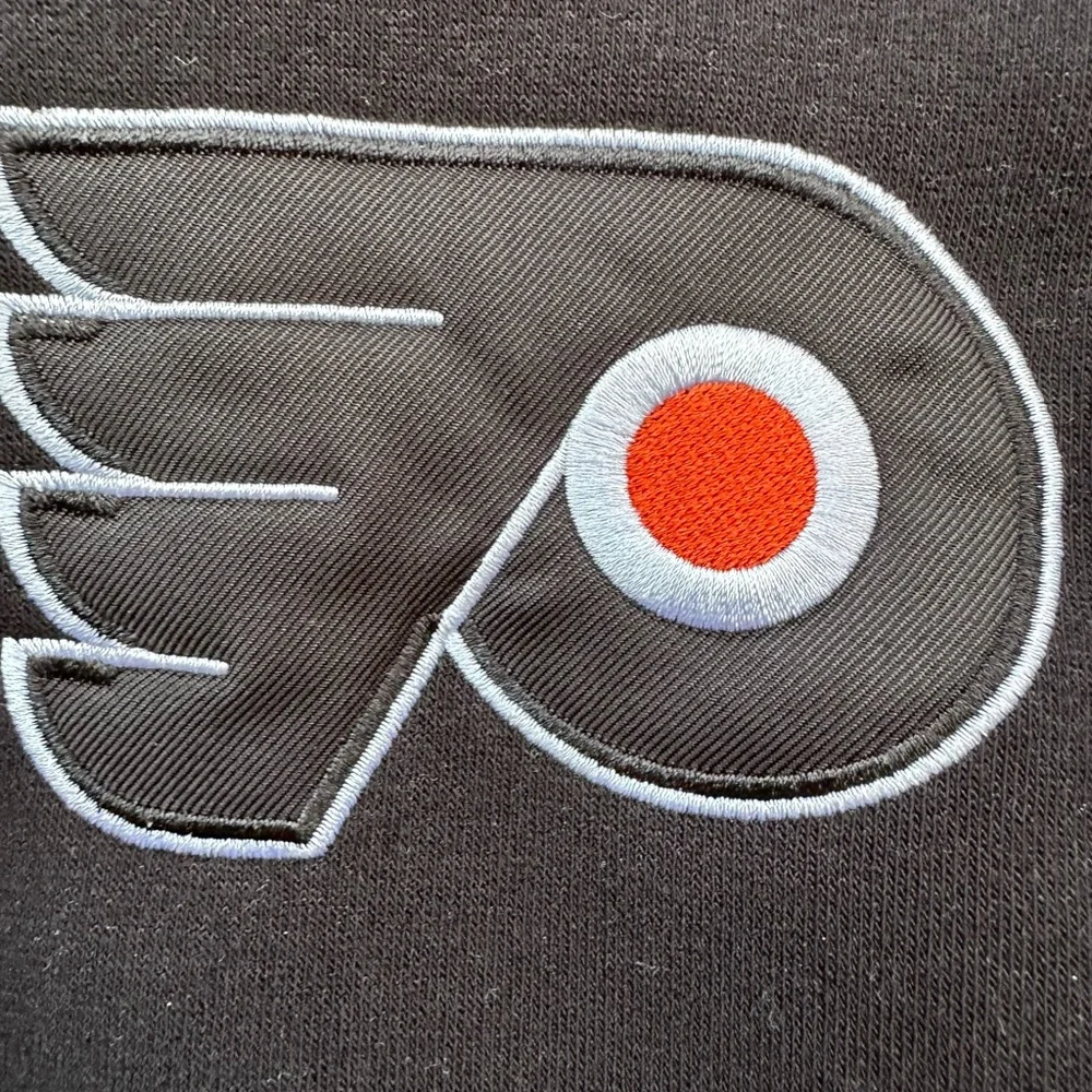 NHL Philadelphia Flyers Reversible Jacket - Picture 6 of 16
